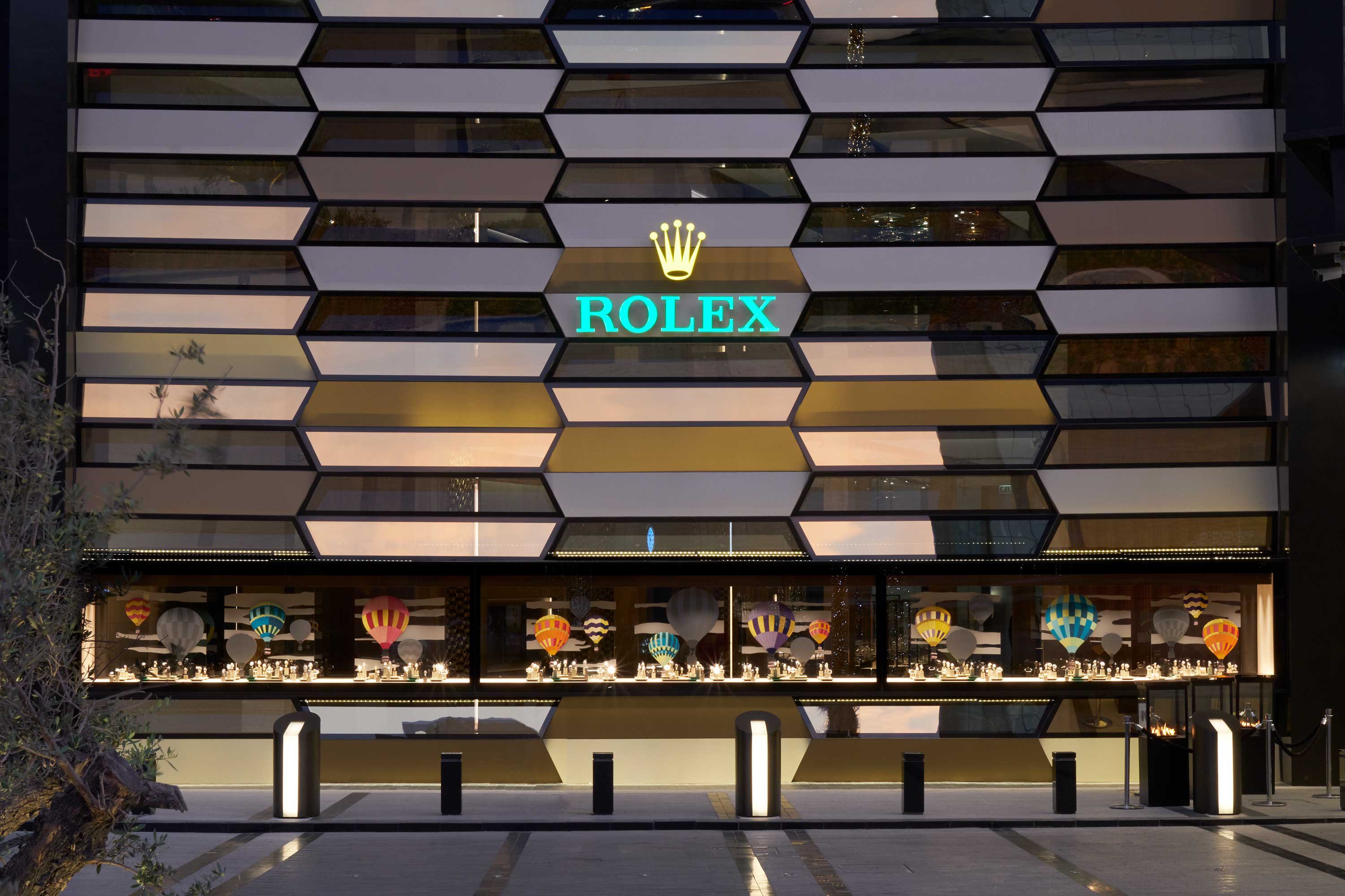 DUBAI’S NEW FLAGSHIP <strong>ROLEX </strong> BOUTIQUE OFFERS UNIQUE EXPERIENCE